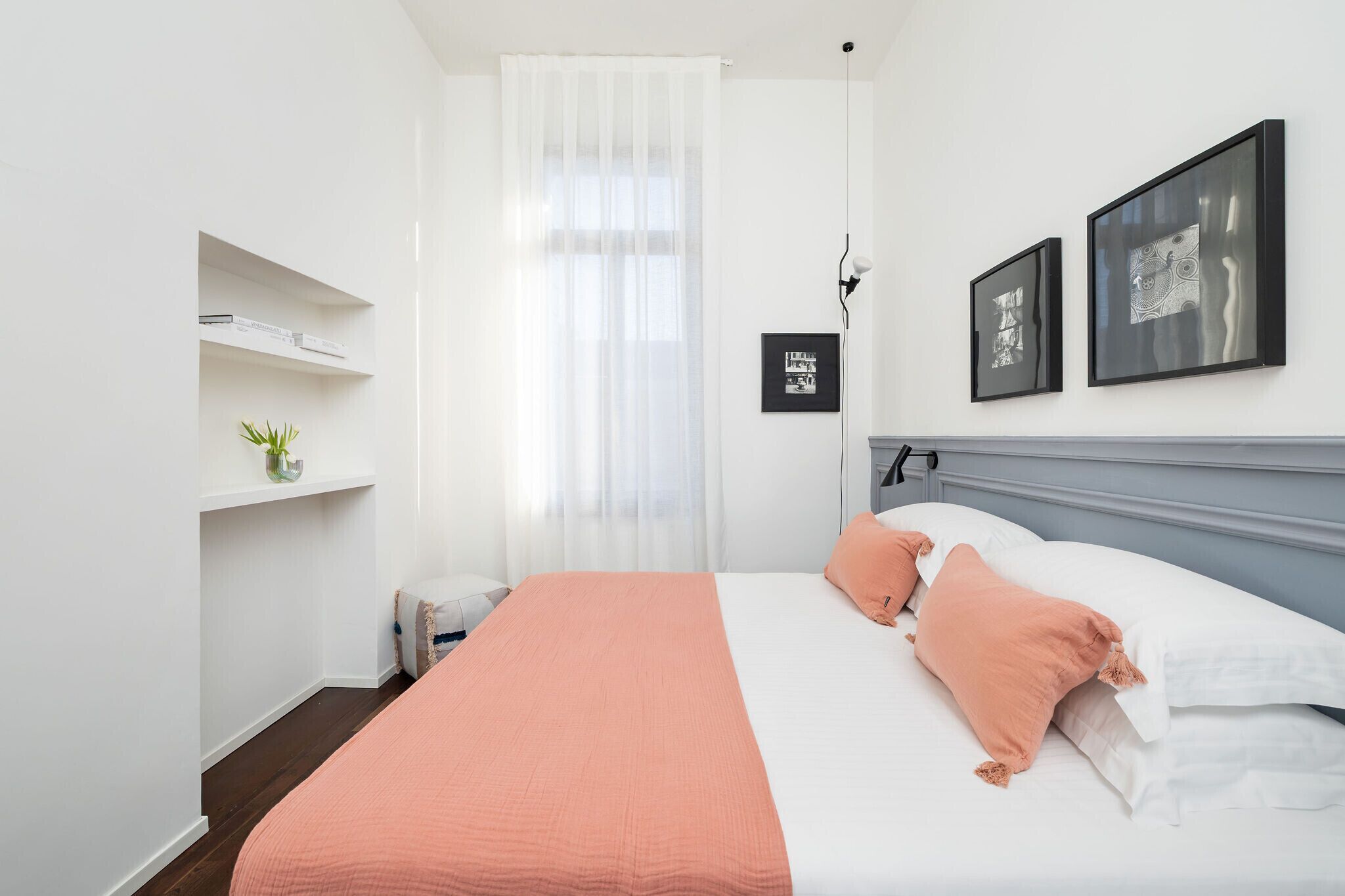 4 عدّة غرف نوم ومكواة/لوح كي وواي فاي مجانًا وملاءات أسرّة