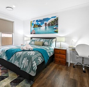 2 室のベッドルーム、アイロン / アイロン台、WiFi、ベッドシーツ