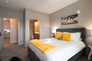 2 chambres, bureau, fer et planche à repasser, Wi-Fi gratuit