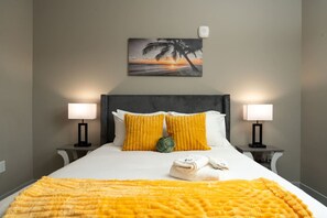 2 bedrooms, desk, iron/ironing board, free WiFi