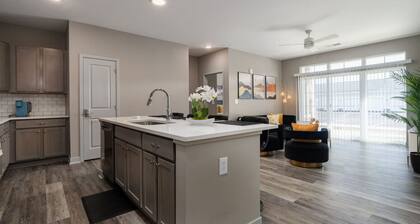 Lux Haven Whitestown