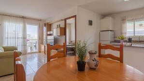 House, 3 Bedrooms, Terrace | Living room - Global Living Park - By Global Rental Holidays 7979 (Salou)