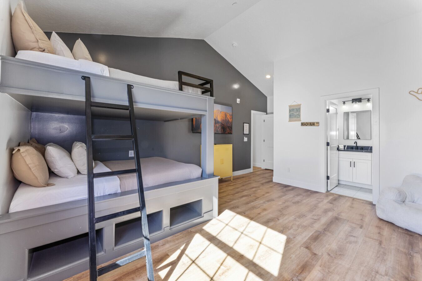 5 bedrooms, iron/ironing board, travel cot, free WiFi