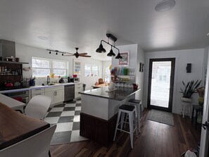 Private kitchen - Lake Front Family Cottage with private dock & convenient swim area. (Conneaut Lake)