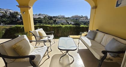 25 - Townhouse on the golf course of Miraflores