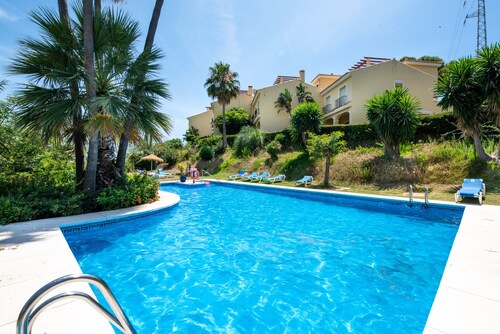 25 - Townhouse on the golf course of Miraflores