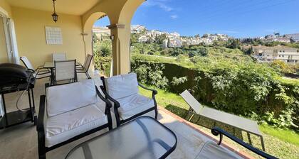 25 - Townhouse on the golf course of Miraflores