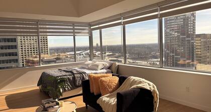 Charming Studio Retreat in the Heart of Downtown – Perfect for City Explorers