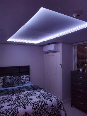 Fer et planche à repasser, Wi-Fi, draps fournis