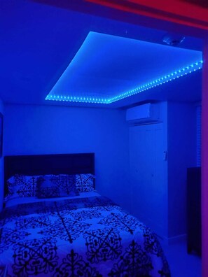 Fer et planche à repasser, Wi-Fi, draps fournis