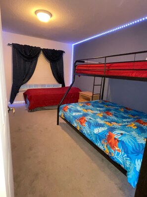 3 bedrooms, iron/ironing board, WiFi