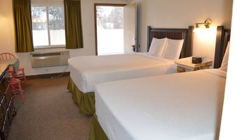 1 slaapkamer, een strijkplank/strijkijzer, wifi, beddengoed