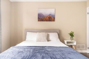 4 quartos, ferros/tábuas de passar roupa, Wi-Fi, roupa de cama