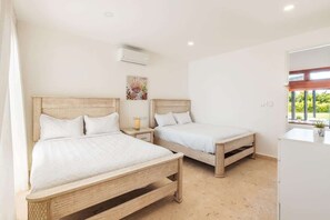 Unclassified image, 2 of 21, button