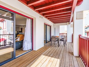 Outdoor dining - Bikaleak by Interhome (Saint-Jean-de-Luz)