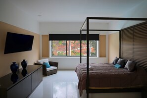 7 habitaciones, escritorio, tabla de planchar con plancha y wifi gratis 