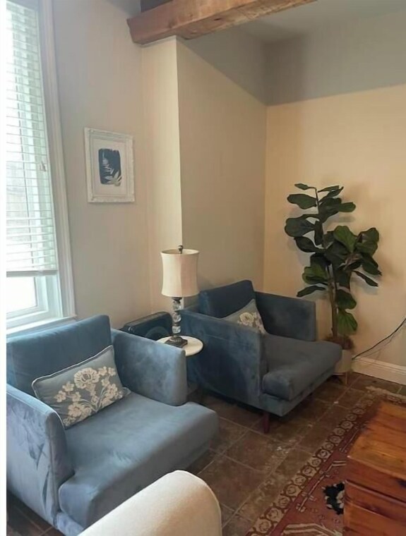 Lovely Guesthouse Near I10 With Enclosed Yard; Near I10 - Tallahassee, FL