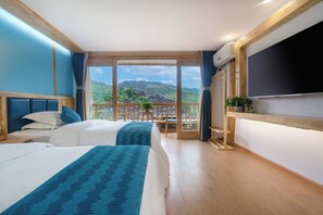 Economy-Zweibettzimmer, Bergblick | Verdunkelungsvorhänge, kostenloses WLAN, Bettwäsche