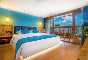 Habitación Confort doble, vistas a la montaña | Cortinas opacas, sistema de insonorización, wifi gratis y ropa de cama