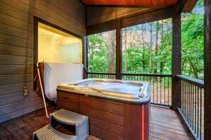 Bain à remous extérieur