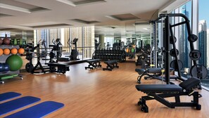 Fitness facility - Chic 1BR in Dubai Marina w/ Direct Mall Access (Dubai)