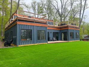 Exterior - Modern 4-bedroom container home on Long Lake! (Sarona)