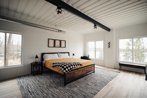 4 chambres, bureau, lit de bébé portatif, Wi-Fi