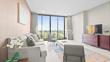 Apartamento, 3 quartos, vista para a cidade | Área de estar