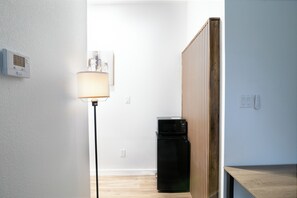 Interior - New Construction 1-Bedr Mother-In-Law Quarters with Private Entrance in Dallas (Dallas)