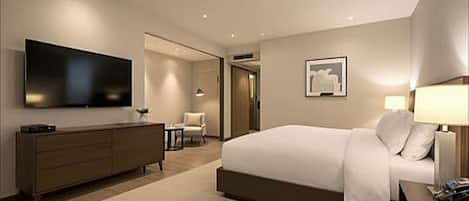 Superior Double Room, City View | Egyptian cotton sheets, premium bedding, down duvets, memory-foam beds