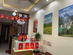 Reception - An's Home (Hanoi)