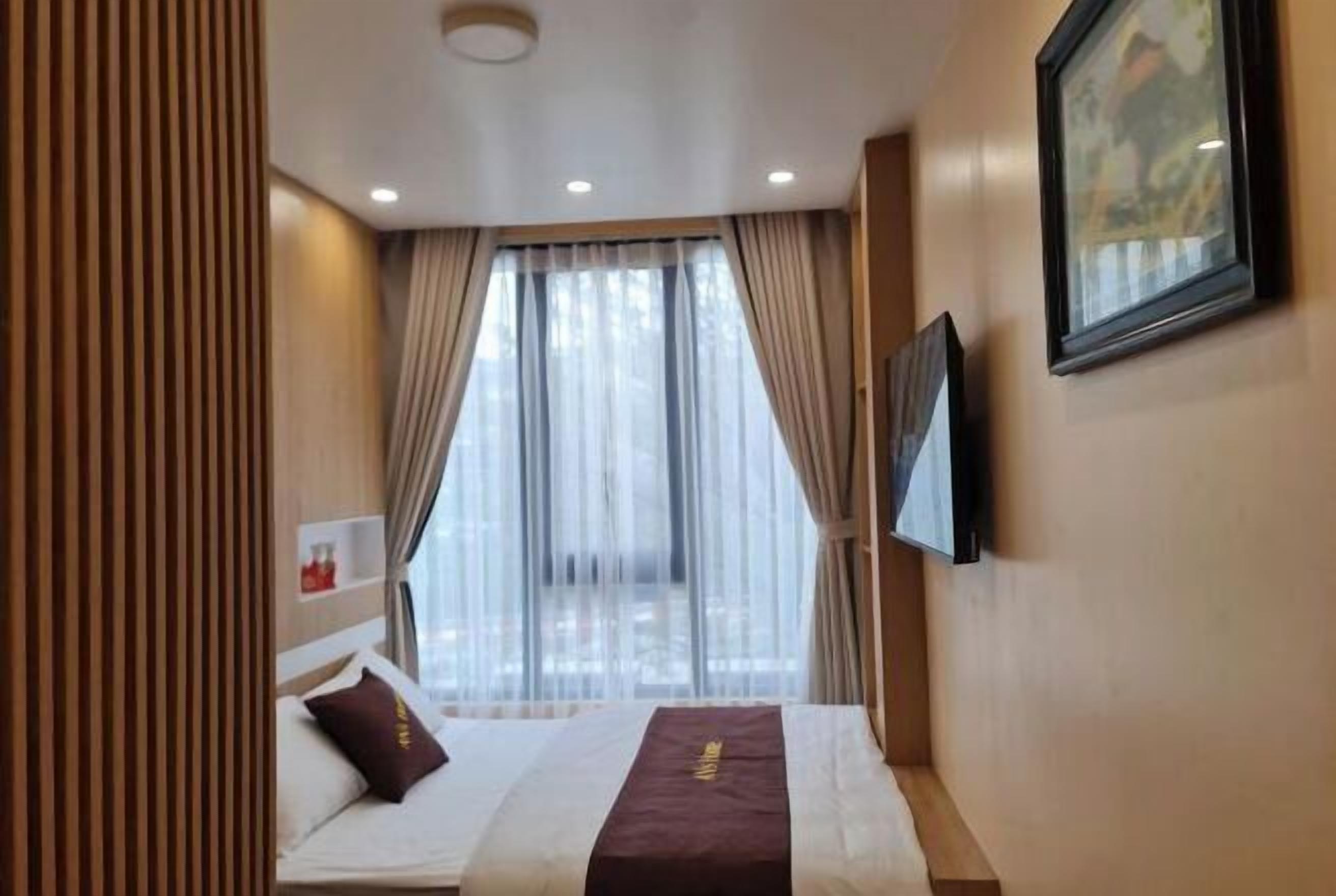 Desk, laptop workspace, blackout curtains, soundproofing