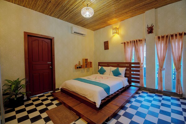 Deluxe House, Balcony | Bathroom