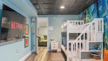 6 makuuhuonetta, vauvan matkasänky, Wi-Fi, vuodevaatteet