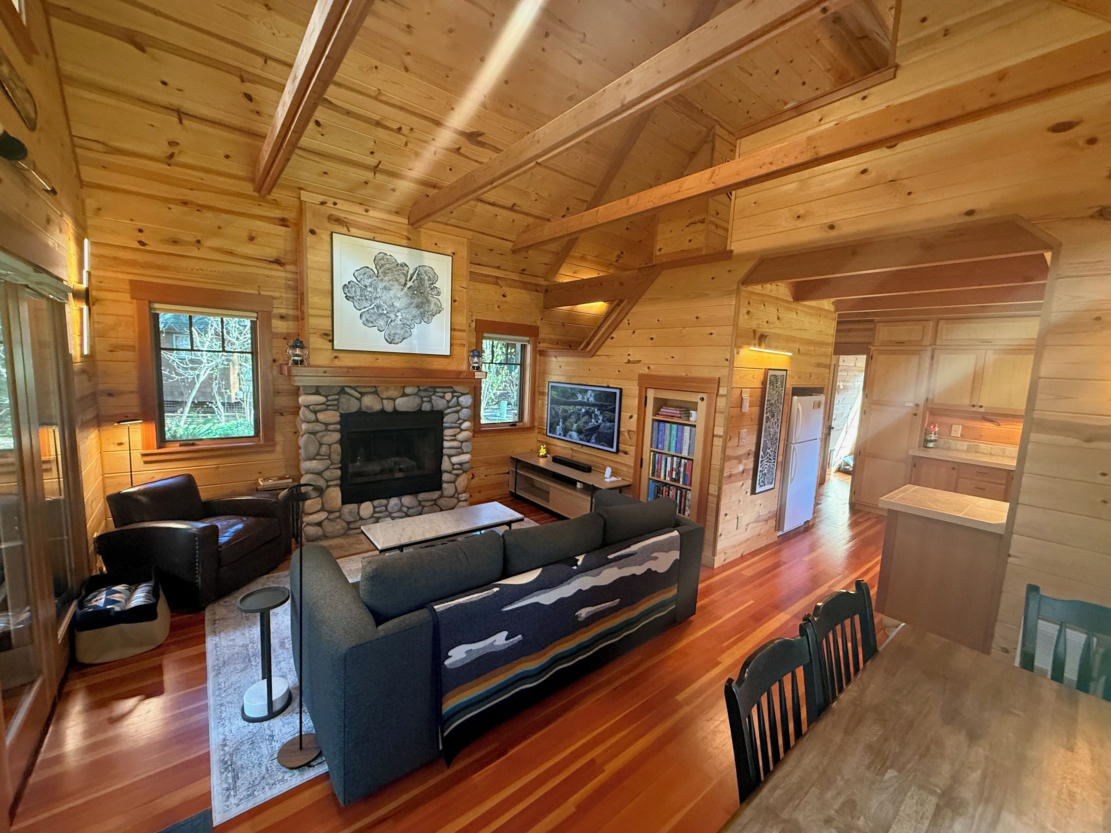 TV connectée, cheminée