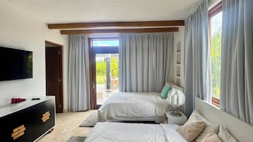 2 bedrooms, iron/ironing board, WiFi, bed sheets