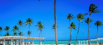 Charming 2-bedroom villa in Punta Cana/ CAP CANA  with WiFi, AC