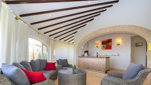 Ferienhaus, 6 Schlafzimmer, Terrasse | Lobby