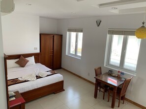 Soundproofing, iron/ironing board - Volga Hotel & Appartment Mui Ne (Phan Thiet)