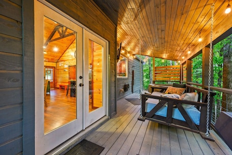 Terrace/patio. Silver Linings · Honeymoon Cove: Daybed + Fire Pit Swings & Hot Tub