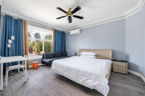 Comfort Double Room, City View | Desk, laptop workspace, free WiFi - Amy Guesthouse (Richmond)