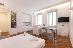 1 bedroom, iron/ironing board, WiFi, bed sheets - Modern studio Famagosta A - Mirable PM (Milano)