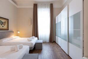 1 habitación, tabla de planchar con plancha y wifi 