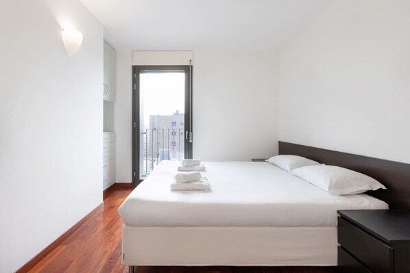 2 chambres, fer et planche à repasser, Wi-Fi, literie fournie