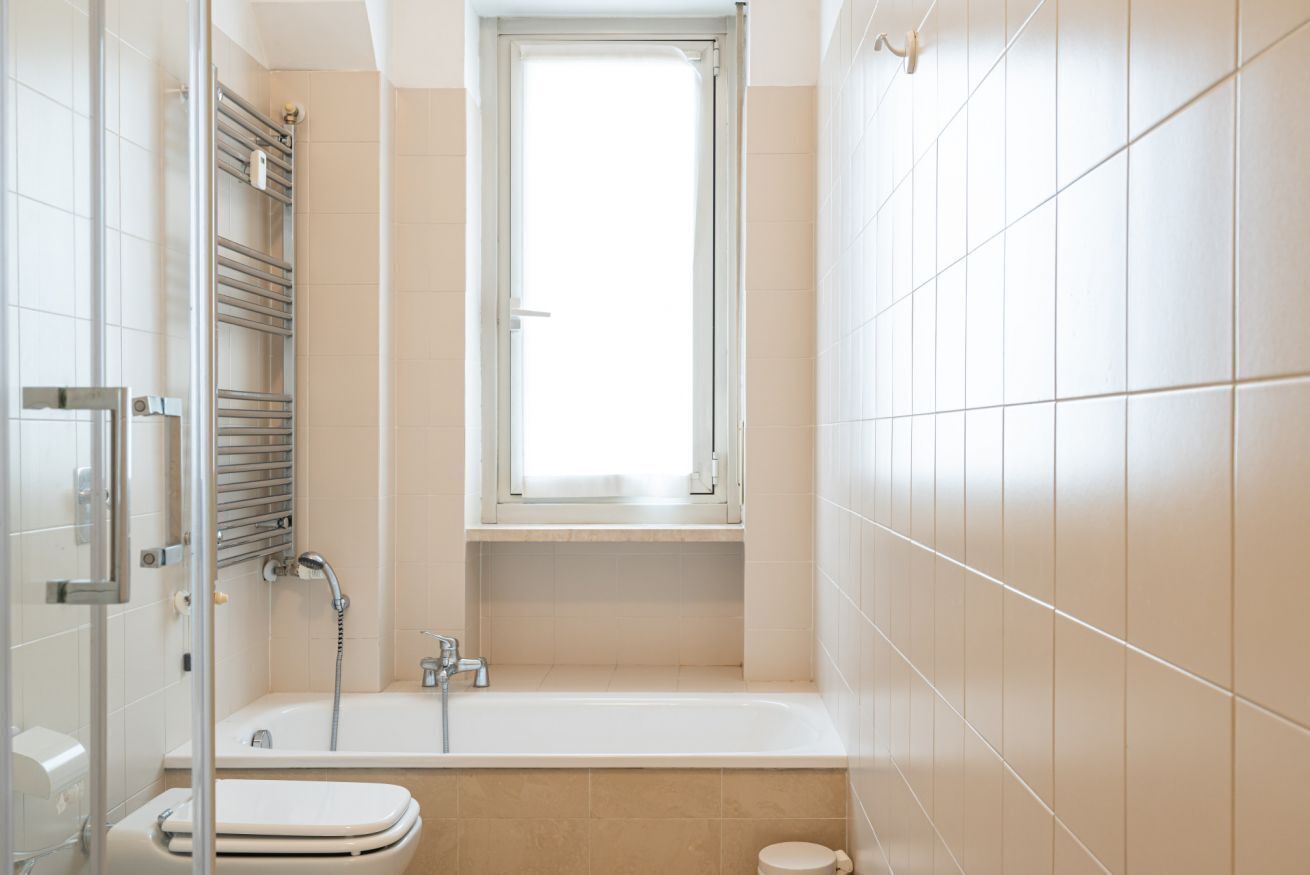 Douche, bidet