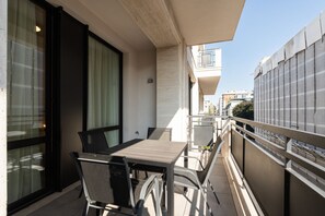 Outdoor dining - Mirable Apartments - one bed Cecchi 18 3p (Milano)