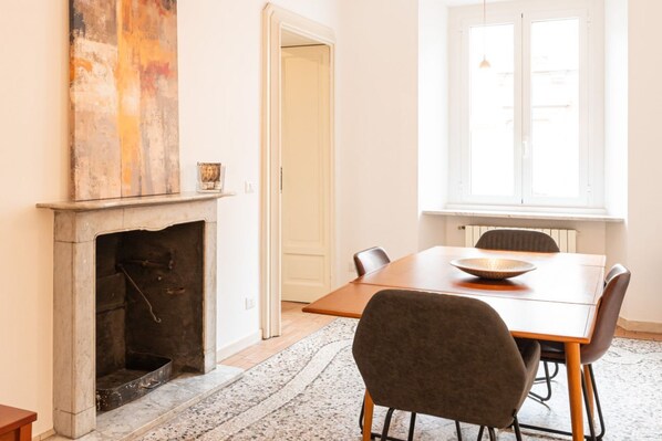 Dining - Spacious onebedroom Moscova - Mirable PM (Milano)