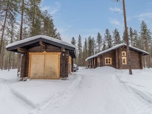 Esterni
