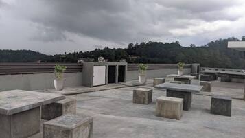 Room, 1 Bedroom, Accessible, Smoking | Outdoor dining