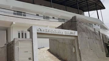 Room, 1 Bedroom, Accessible, Smoking | Exterior